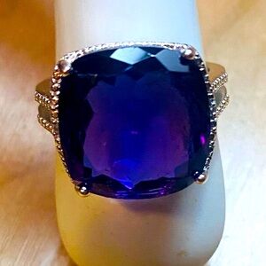 Elegant Sterling Silver Purple Amethyst Gemstone Ring